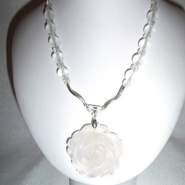 náhrdelník z kryštálu horského a matovaného image