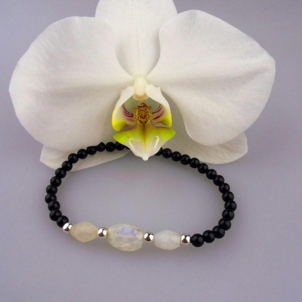 mesačný kameň ónyx náramok image
