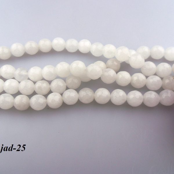 jadeit mesačný brúsený 10mm image