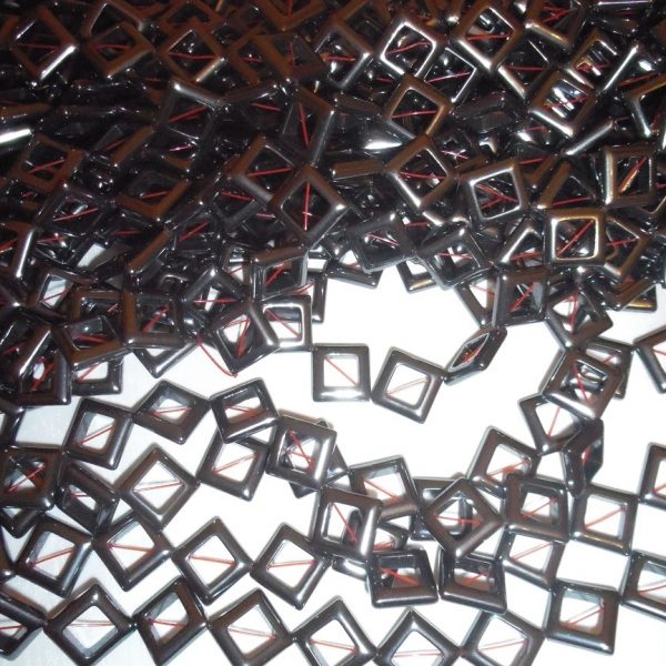 hematit štvorčeky image