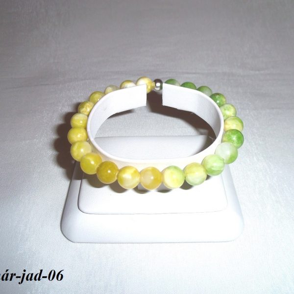 jarný náramok z polodrahokamov - jadeit image
