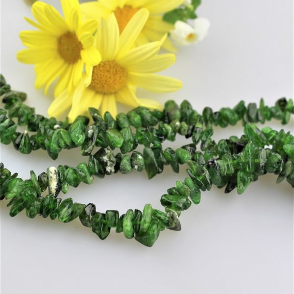 chromdiopsid zlomky image