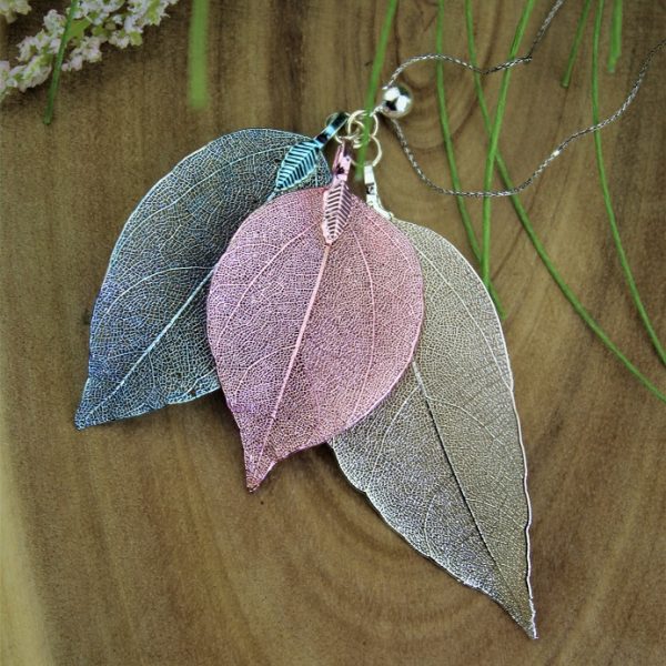 lístočkový prívesok image