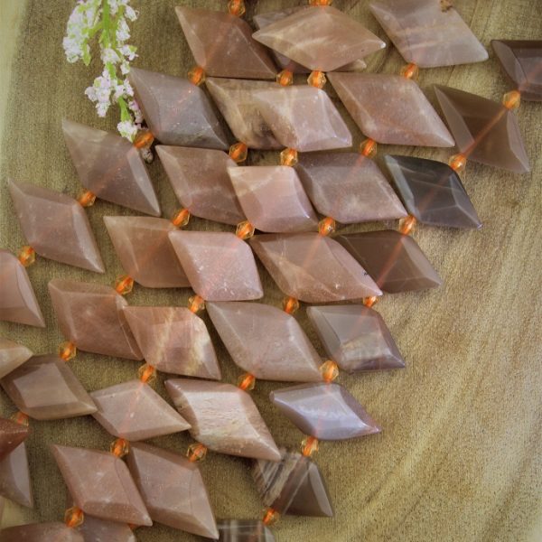 slnečný kameň korálky 15x27mm image